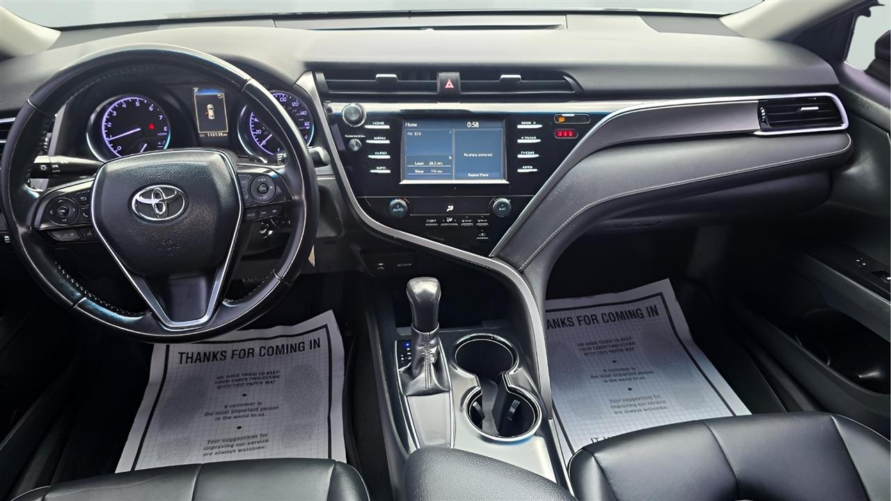 Toyota Camry SE 2018