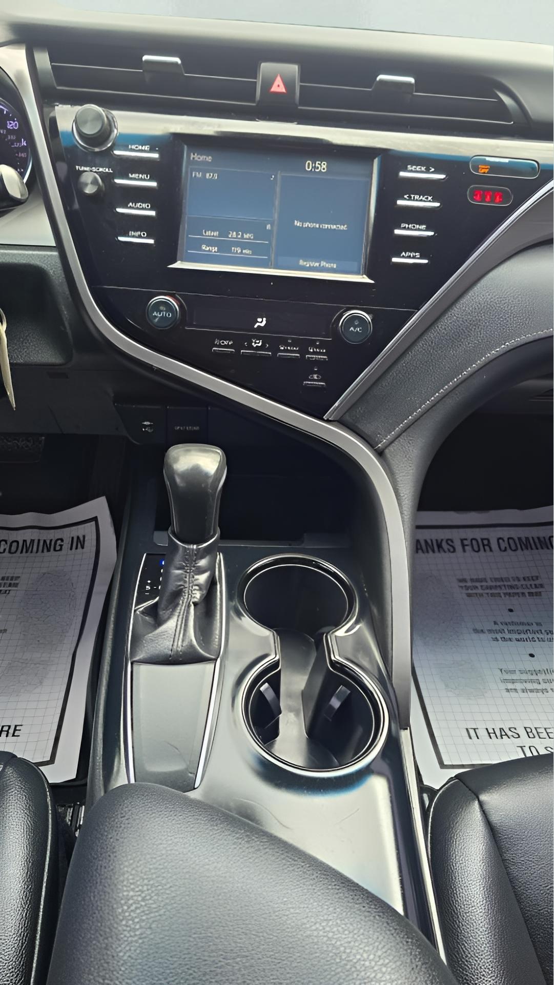 Toyota Camry SE 2018