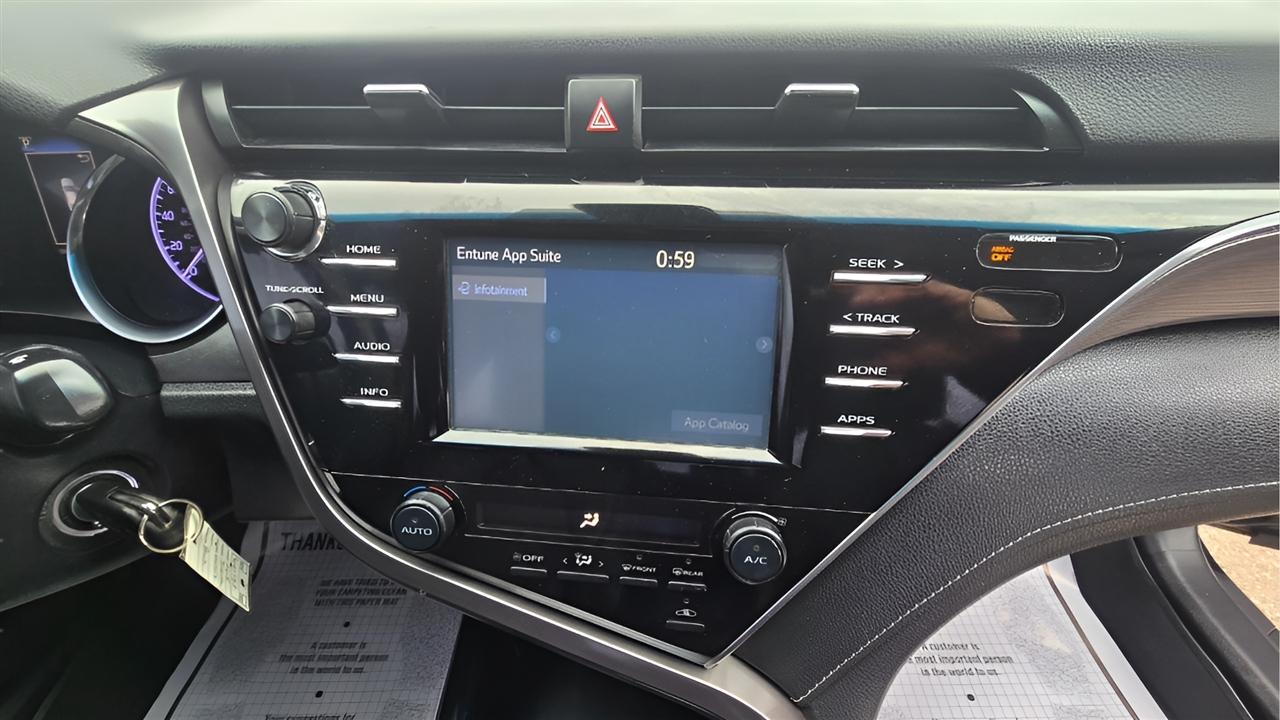 Toyota Camry SE 2018