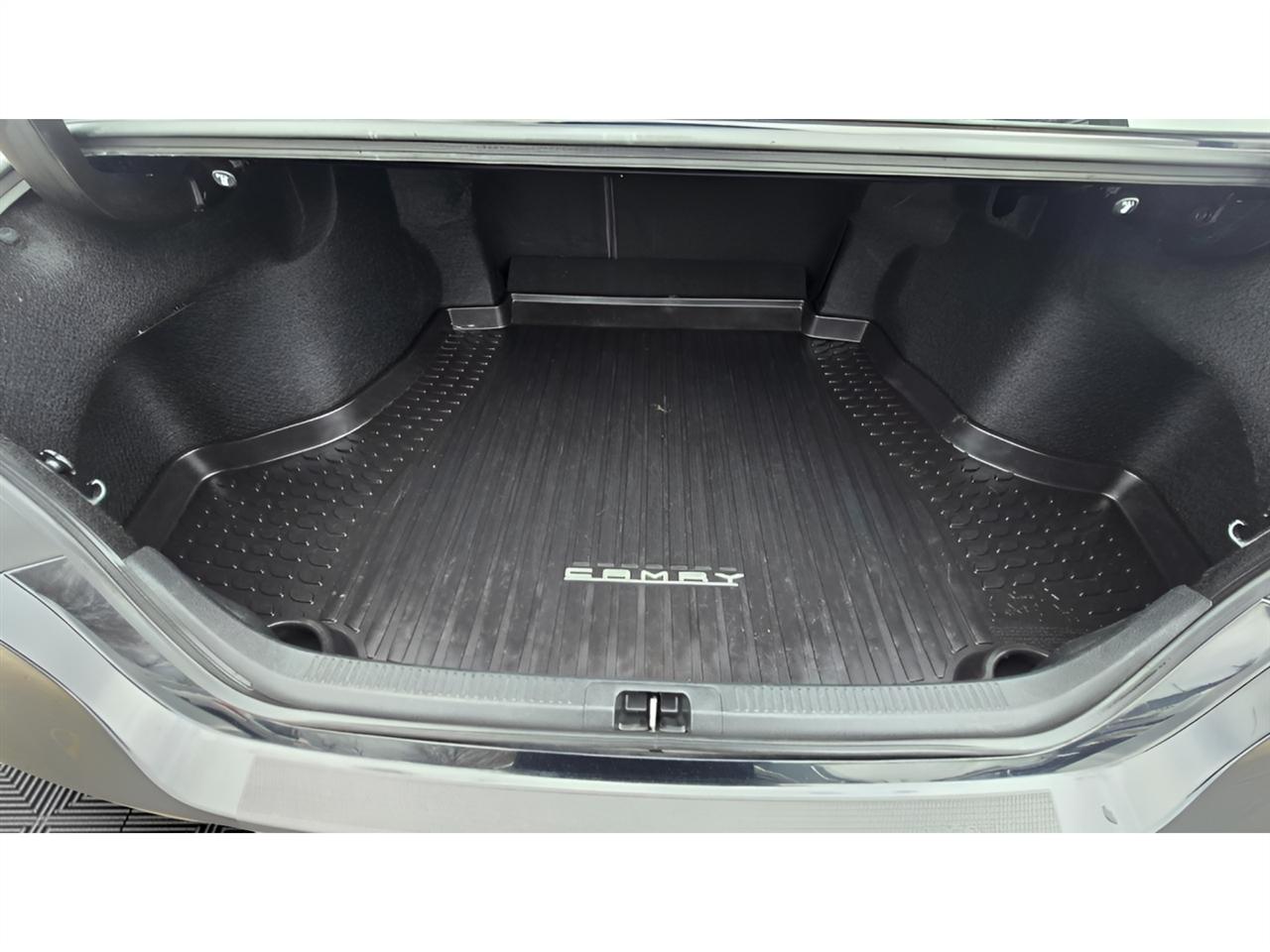 Toyota Camry SE 2018