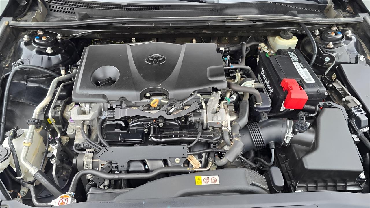 Toyota Camry SE 2018