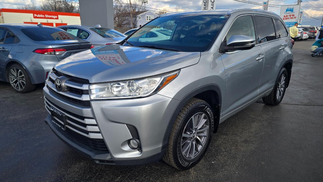 Toyota Highlander SE AWD V6 2018