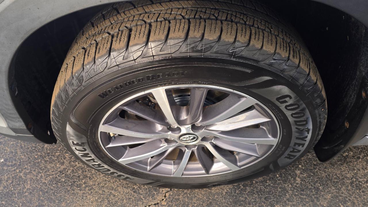 Toyota Highlander SE AWD V6 2018