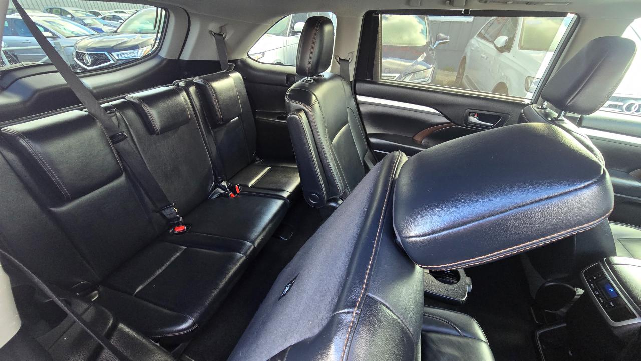 Toyota Highlander SE AWD V6 2018