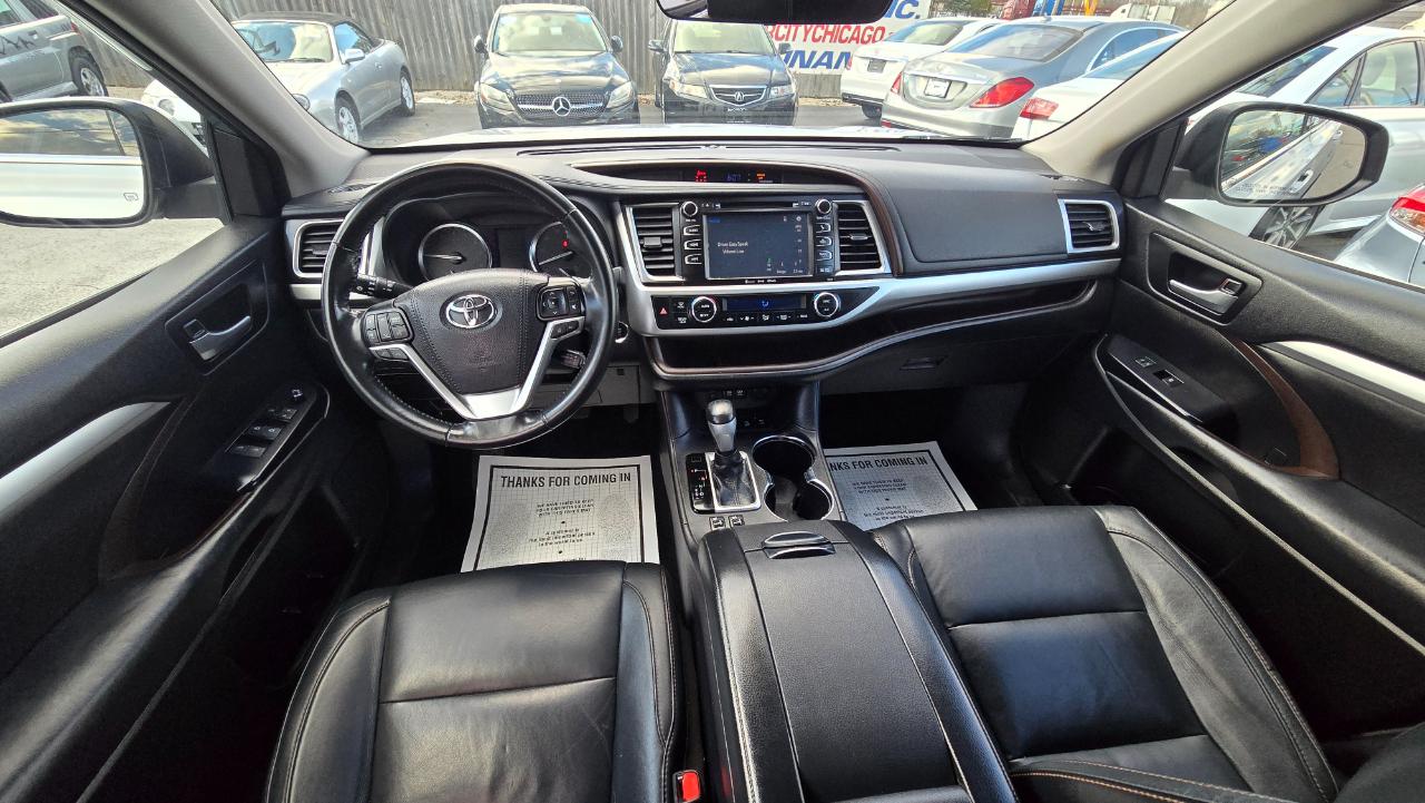 Toyota Highlander SE AWD V6 2018