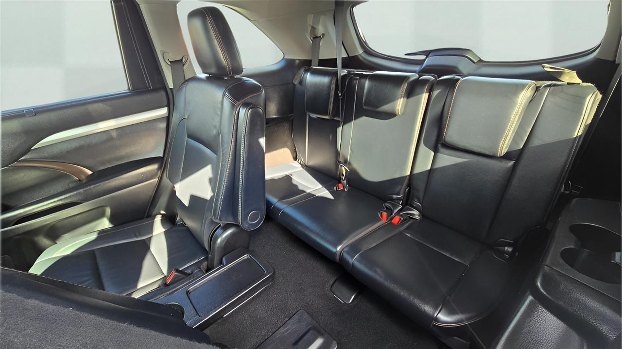 Toyota Highlander XLE 4D SUV AWD 2018