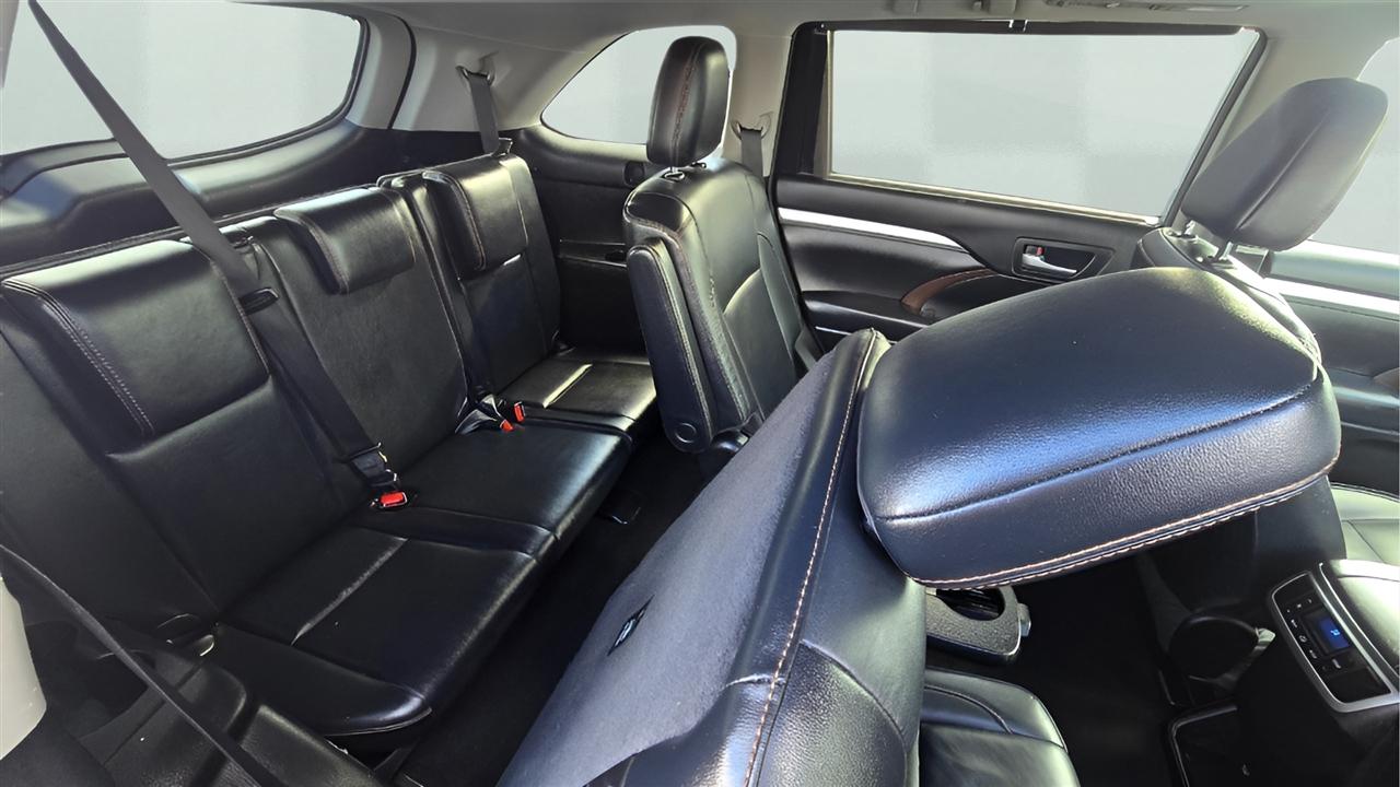 Toyota Highlander XLE 4D SUV AWD 2018