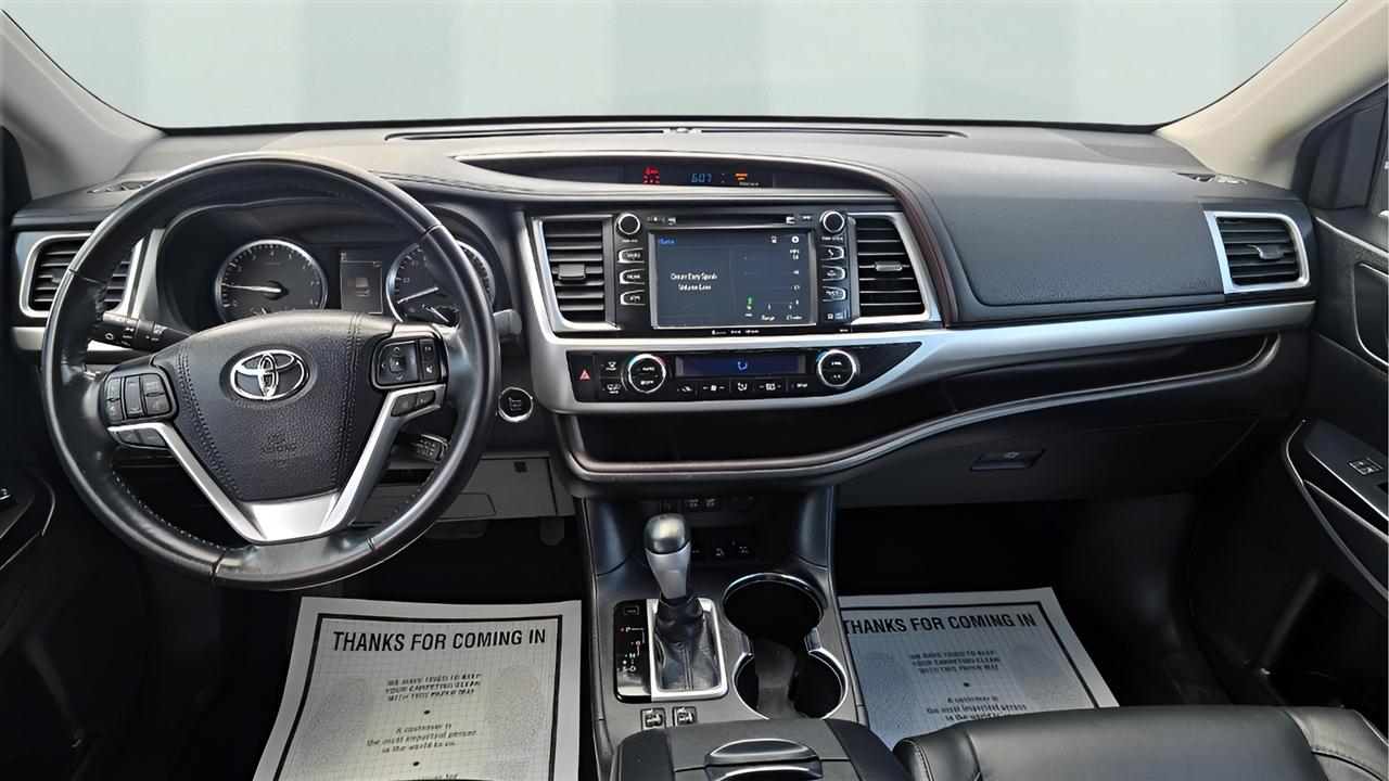 Toyota Highlander XLE 4D SUV AWD 2018