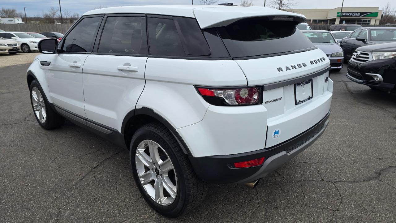 Land Rover Range Rover Evoque Pure Plus 5-Door 2013