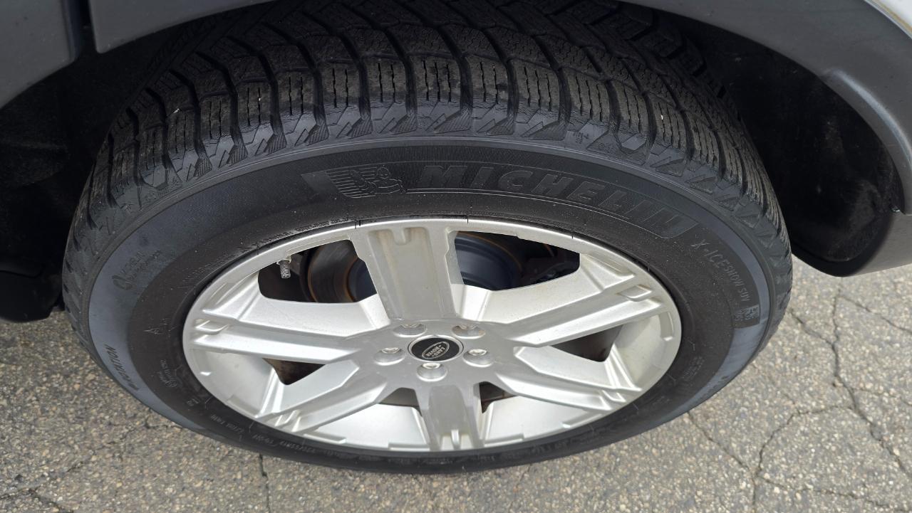 Land Rover Range Rover Evoque Pure Plus 5-Door 2013