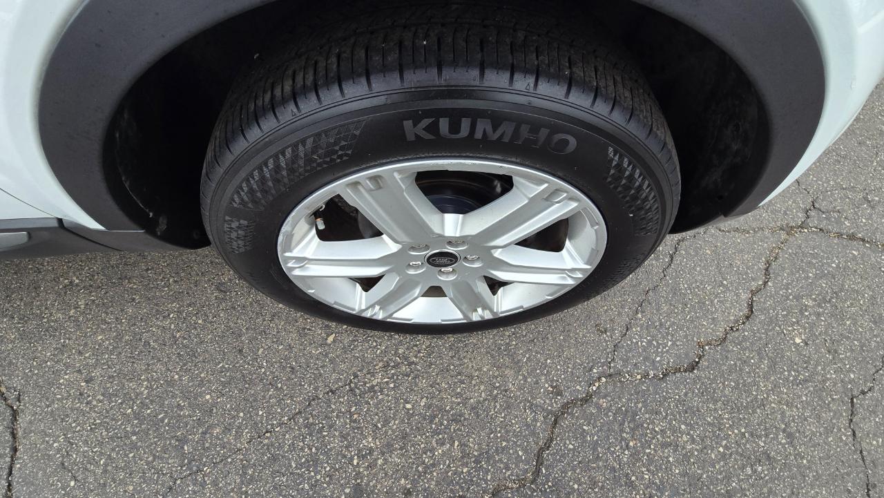 Land Rover Range Rover Evoque Pure Plus 5-Door 2013