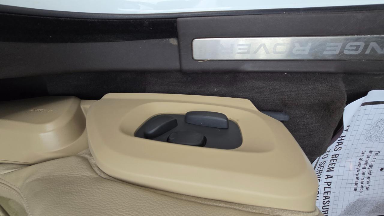 Land Rover Range Rover Evoque Pure Plus 5-Door 2013