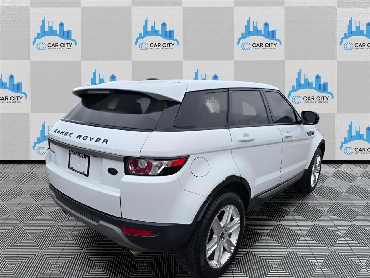 Land Rover Range Rover Evoque Pure Plus 5-Door 2013