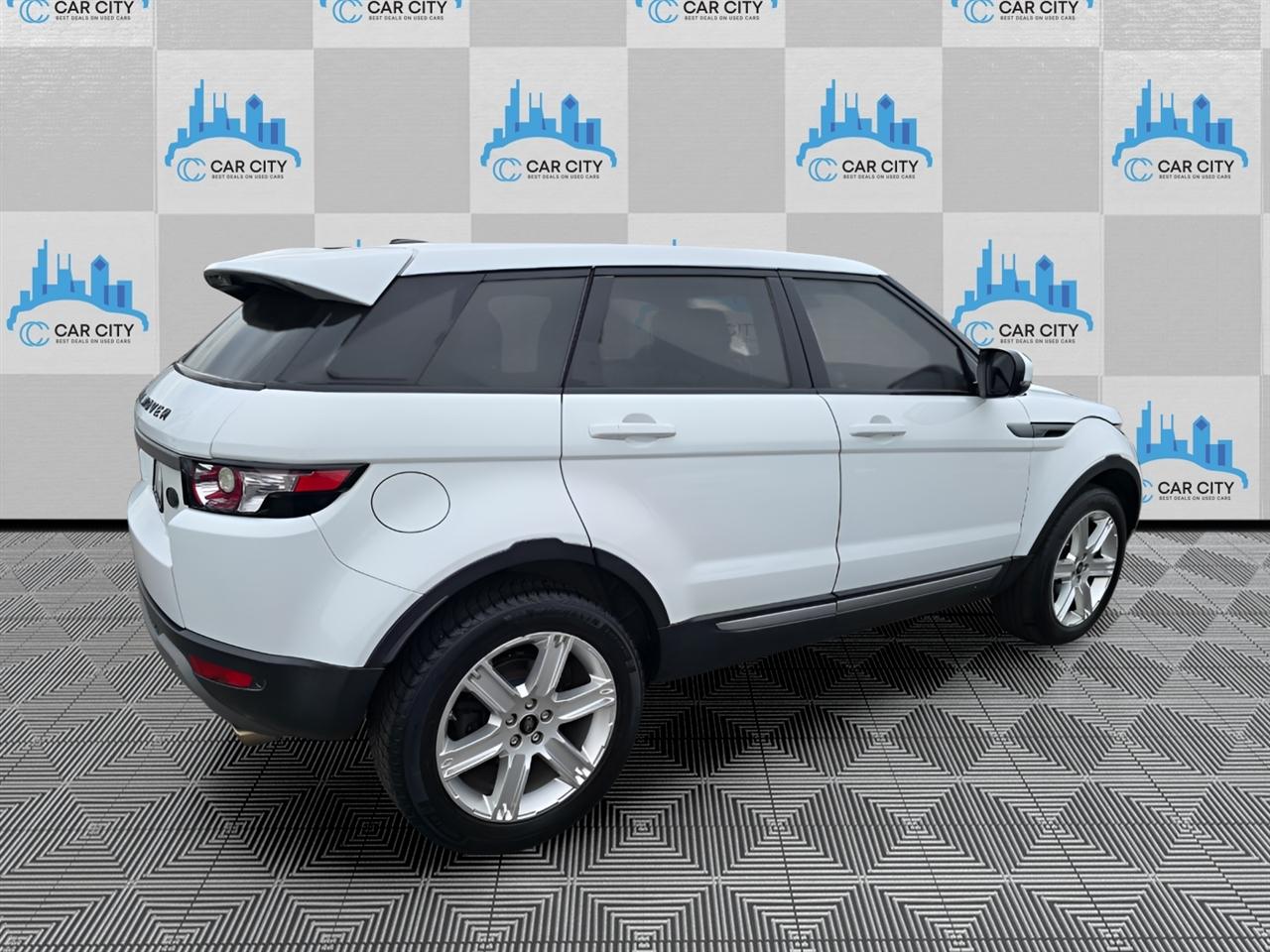 Land Rover Range Rover Evoque Pure Plus 5-Door 2013