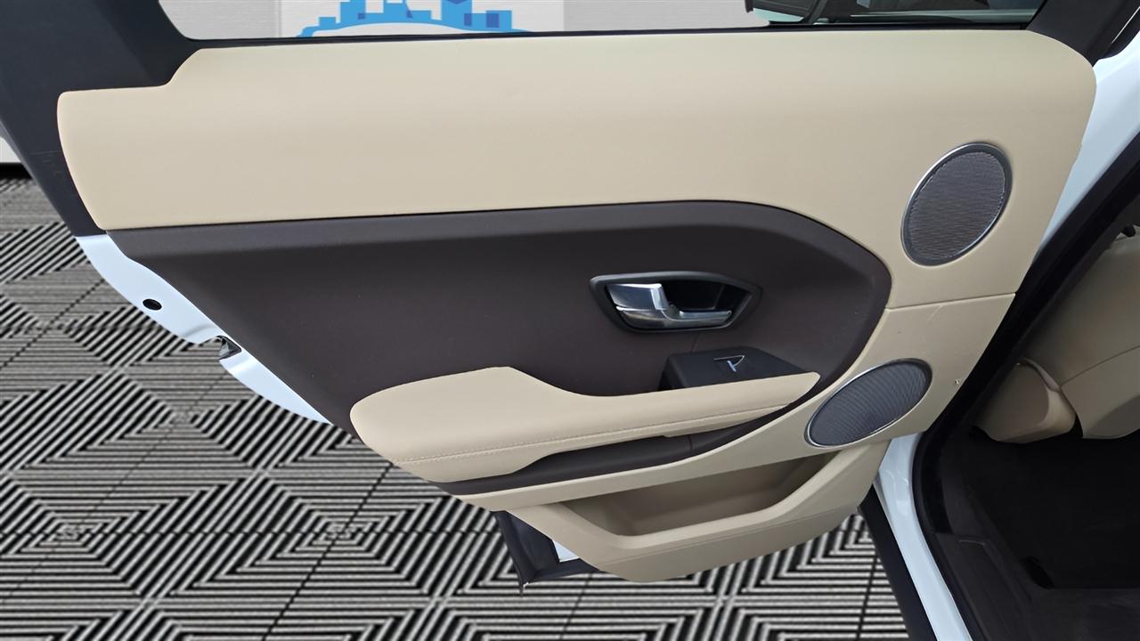 Land Rover Range Rover Evoque Pure Plus 5-Door 2013