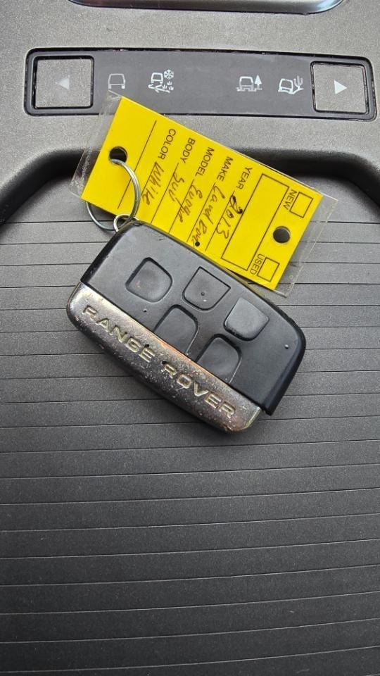 Land Rover Range Rover Evoque Pure Plus 5-Door 2013