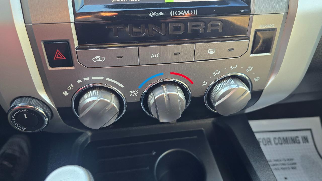 Toyota Tundra SR5 5.7L V8 FFV CrewMax 4WD 2017