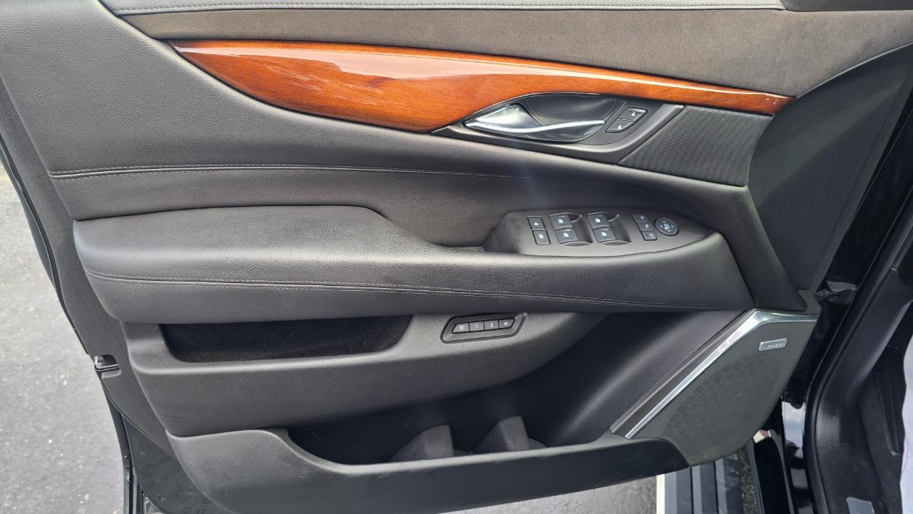 Cadillac Escalade Premium 4WD 2015