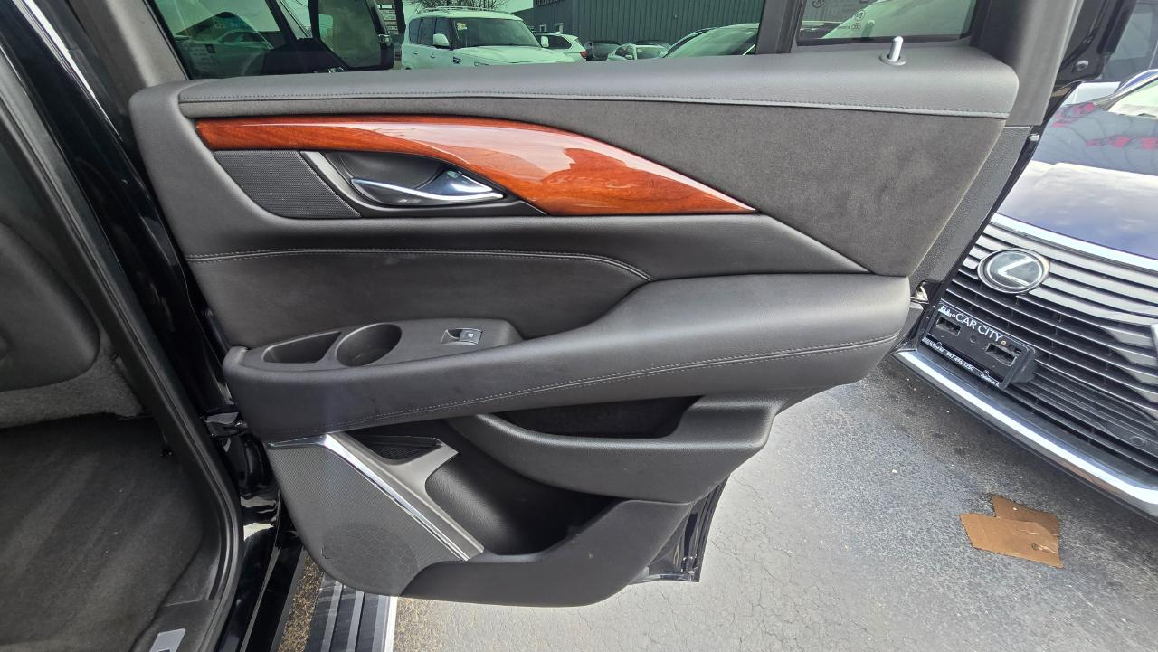 Cadillac Escalade Premium 4WD 2015