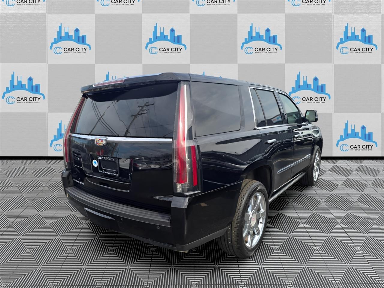 Cadillac Escalade Premium 4WD 2015