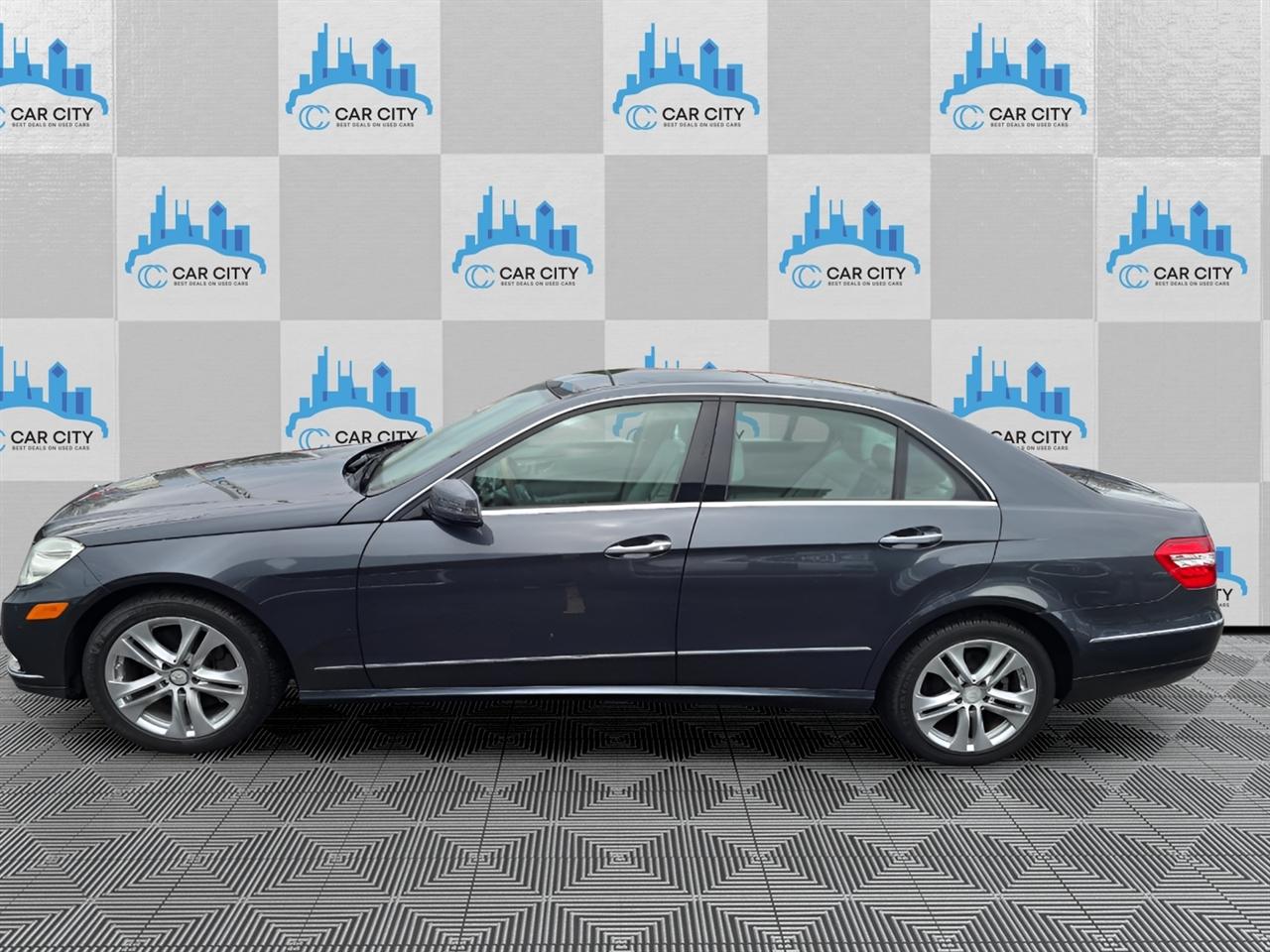 Mercedes-Benz E-Class E350 Sedan 4MATIC 2010