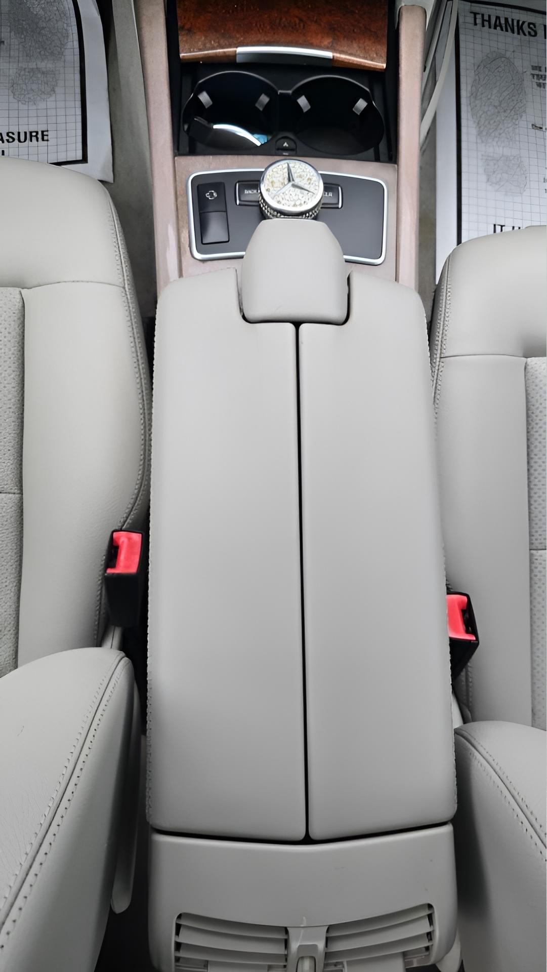 Mercedes-Benz E-Class E350 Sedan 4MATIC 2010