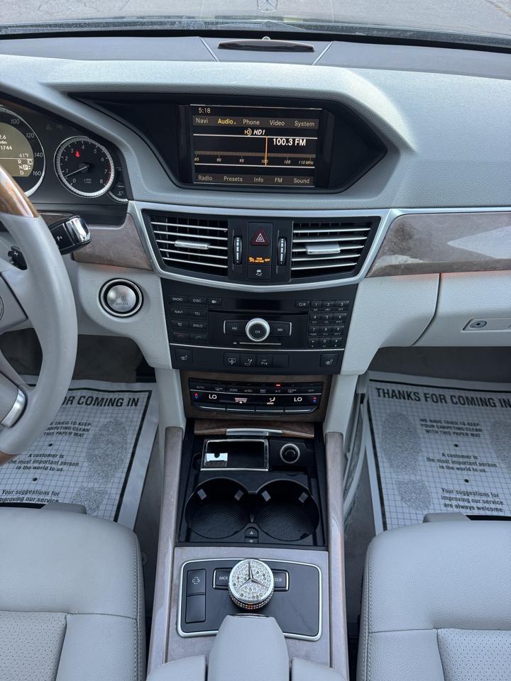Mercedes-Benz E-Class E350 Sedan 4MATIC 2010