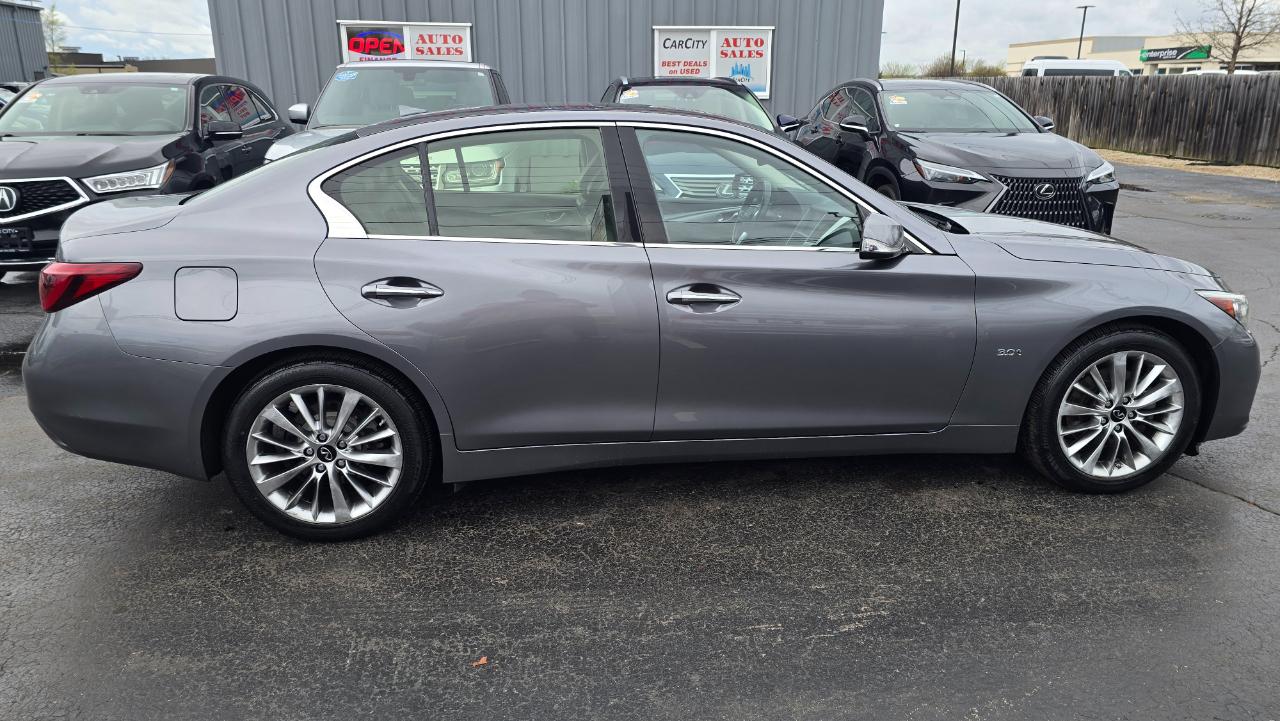 Infiniti Q50 3.0t LUXE AWD 2019