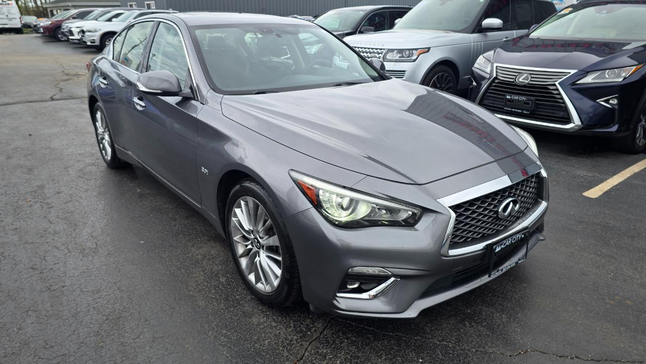 Infiniti Q50 3.0t LUXE AWD 2019