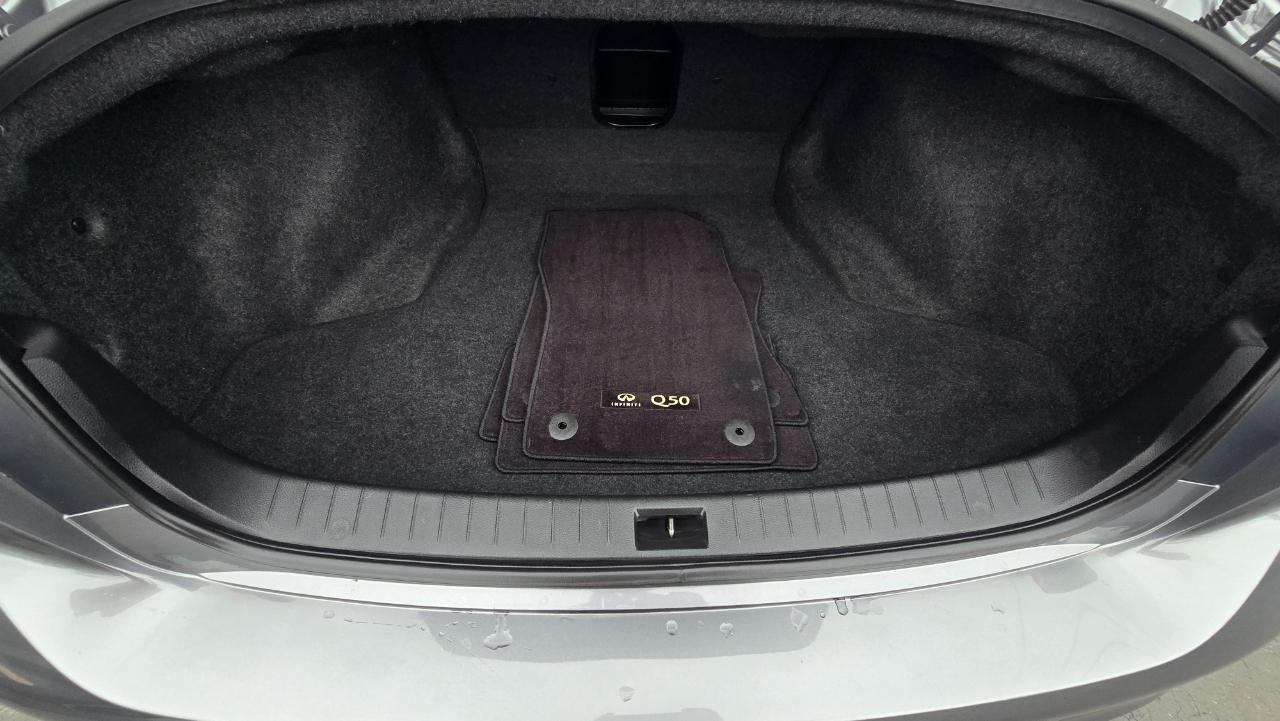 Infiniti Q50 3.0t LUXE AWD 2019