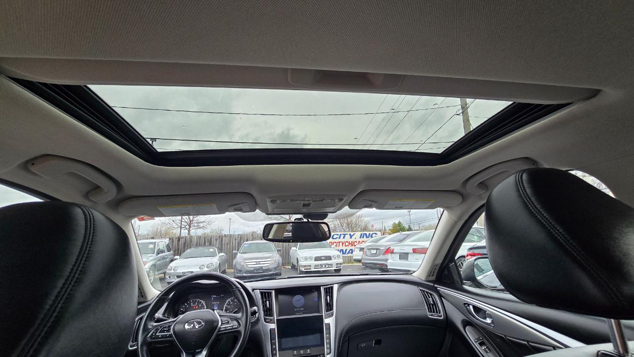 Infiniti Q50 3.0t LUXE AWD 2019