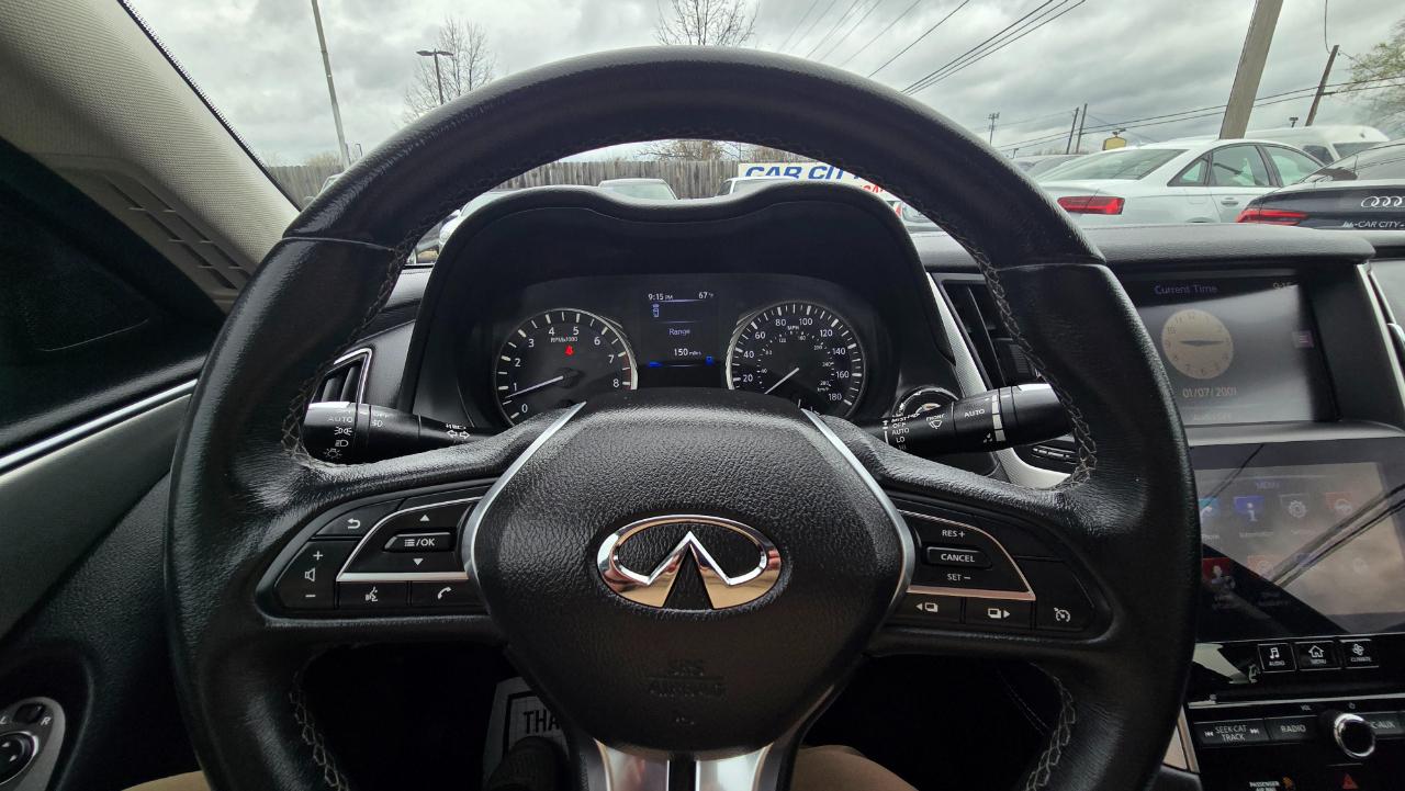 Infiniti Q50 3.0t LUXE AWD 2019