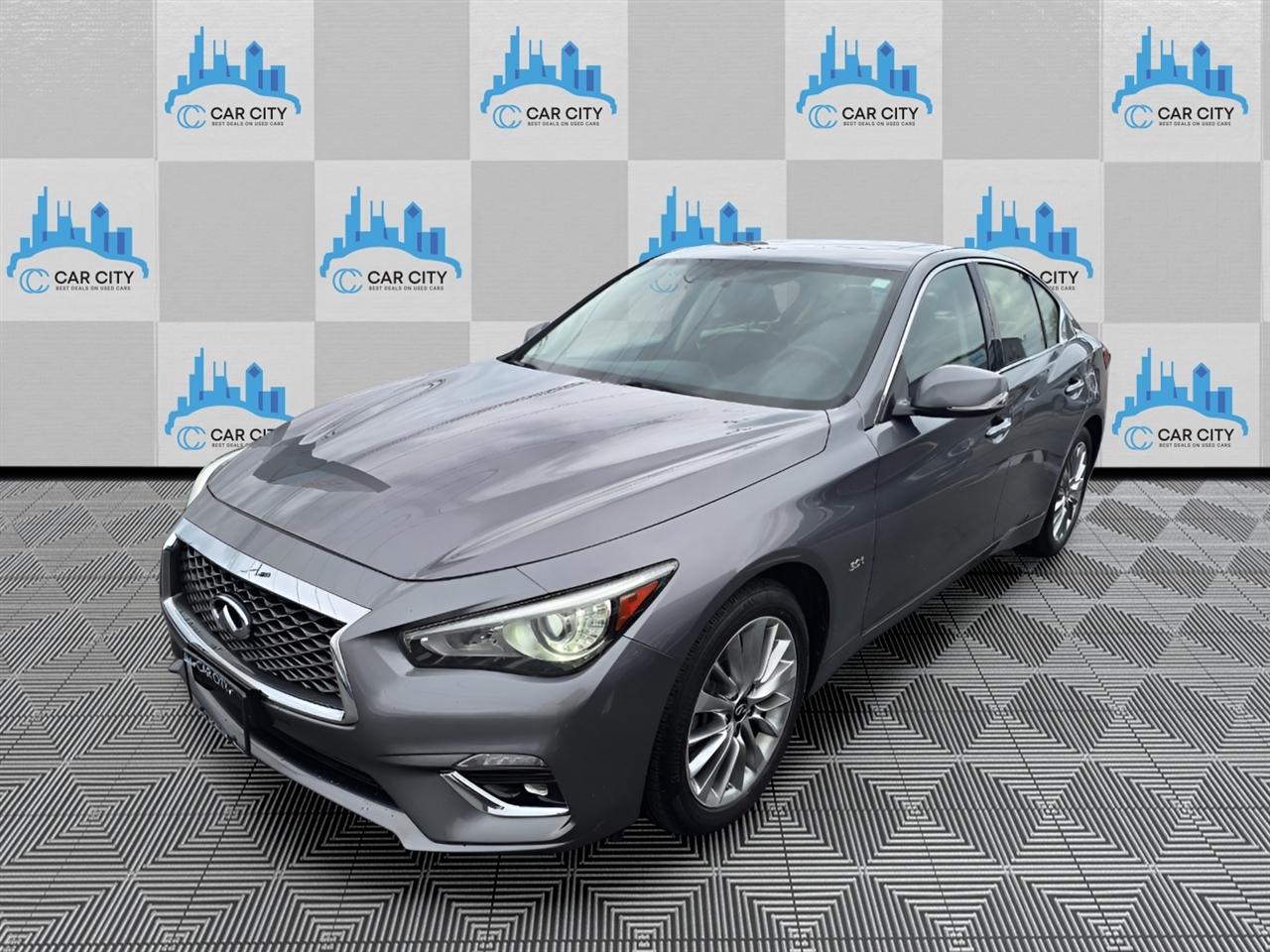 Infiniti Q50 3.0t LUXE AWD 2019