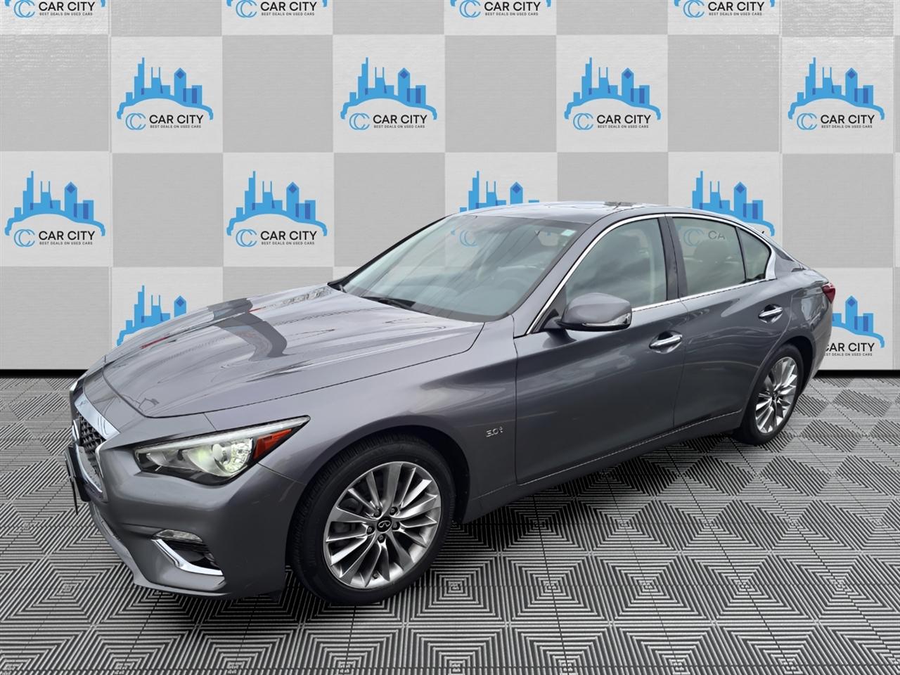 Infiniti Q50 3.0t LUXE AWD 2019