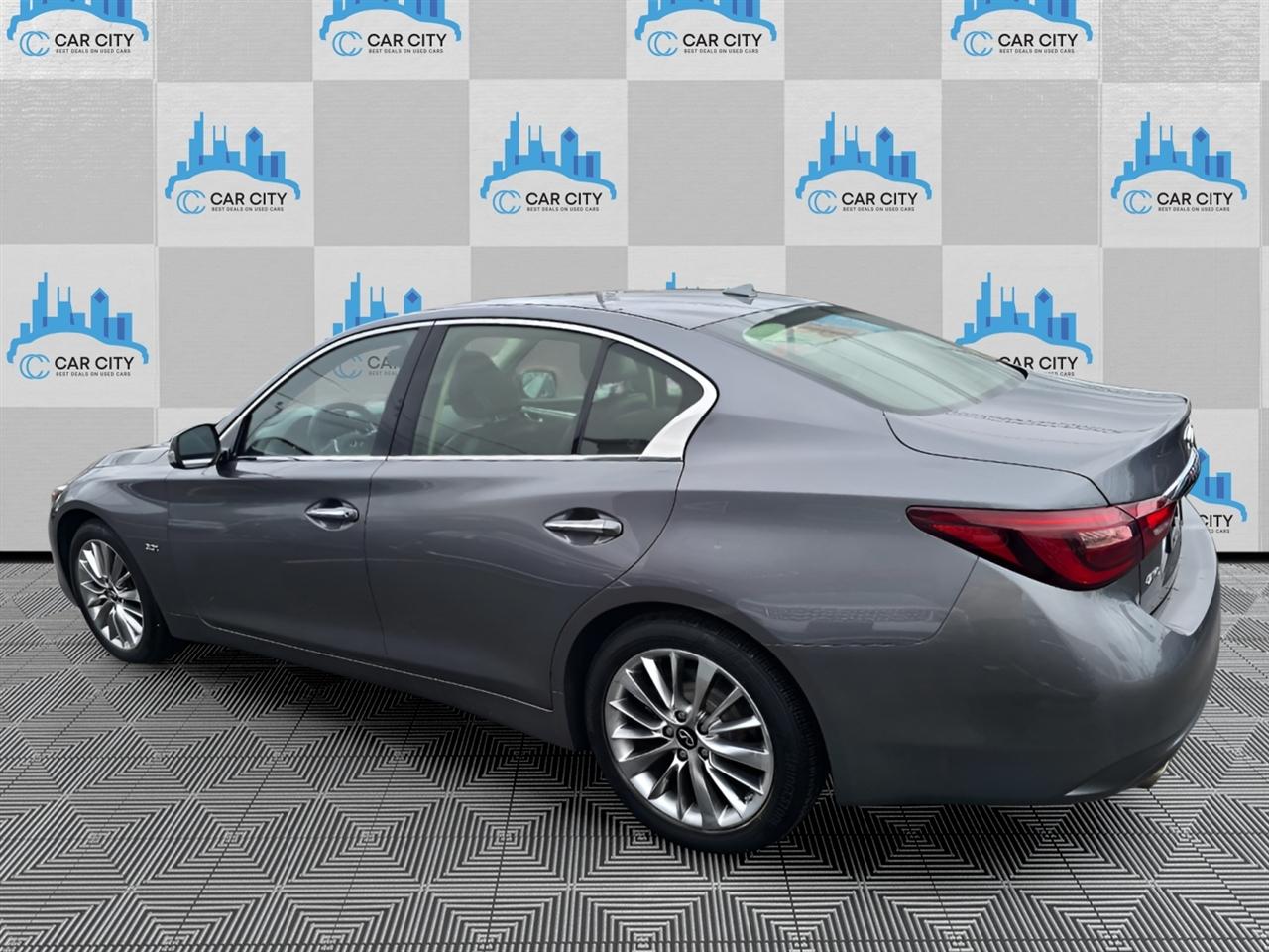 Infiniti Q50 3.0t LUXE AWD 2019