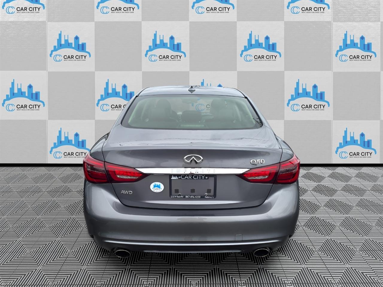 Infiniti Q50 3.0t LUXE AWD 2019