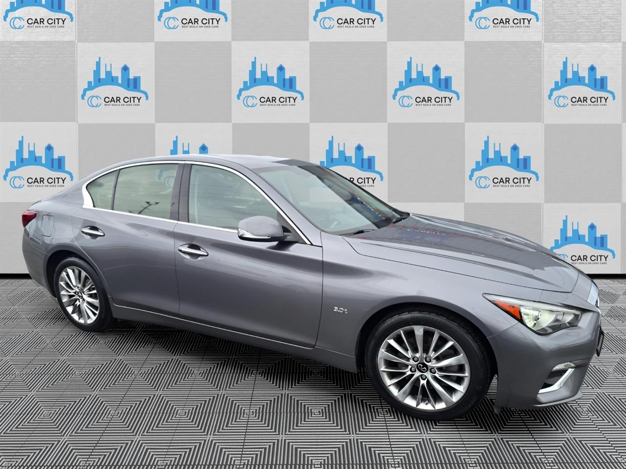 Infiniti Q50 3.0t LUXE AWD 2019