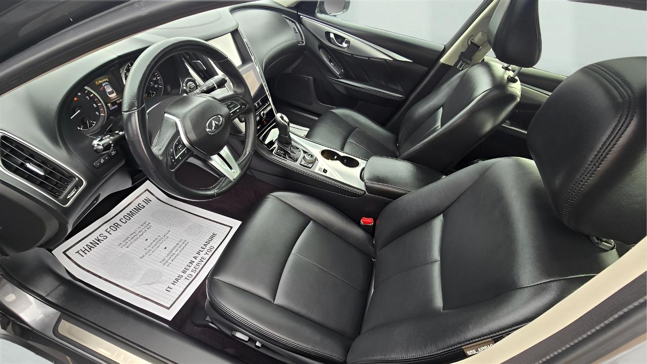 Infiniti Q50 3.0t LUXE AWD 2019