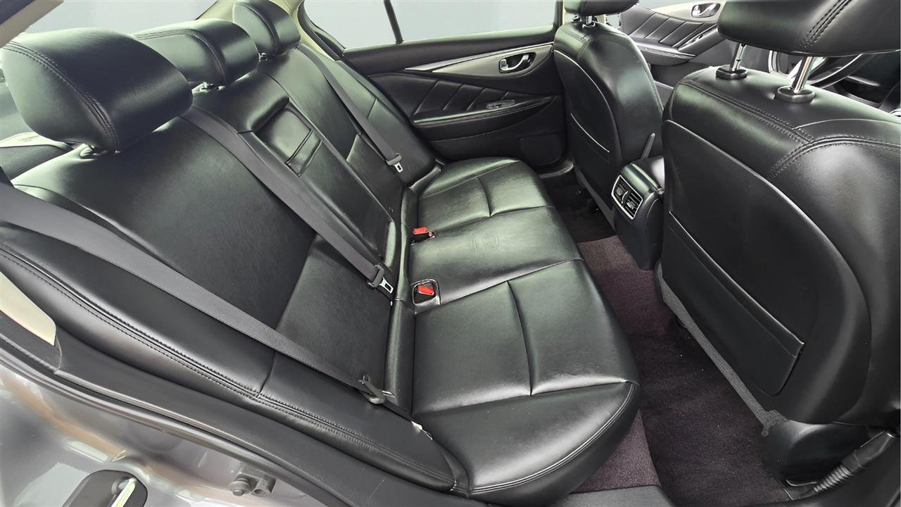 Infiniti Q50 3.0t LUXE AWD 2019