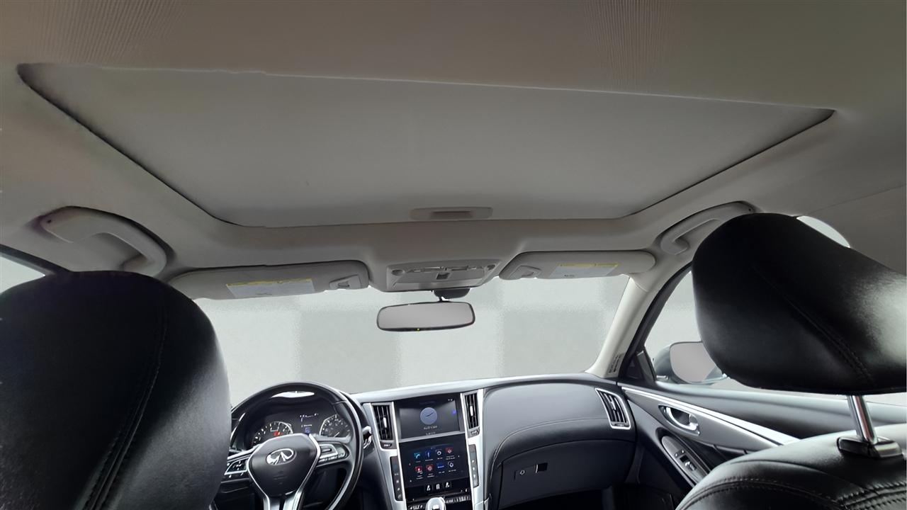 Infiniti Q50 3.0t LUXE AWD 2019