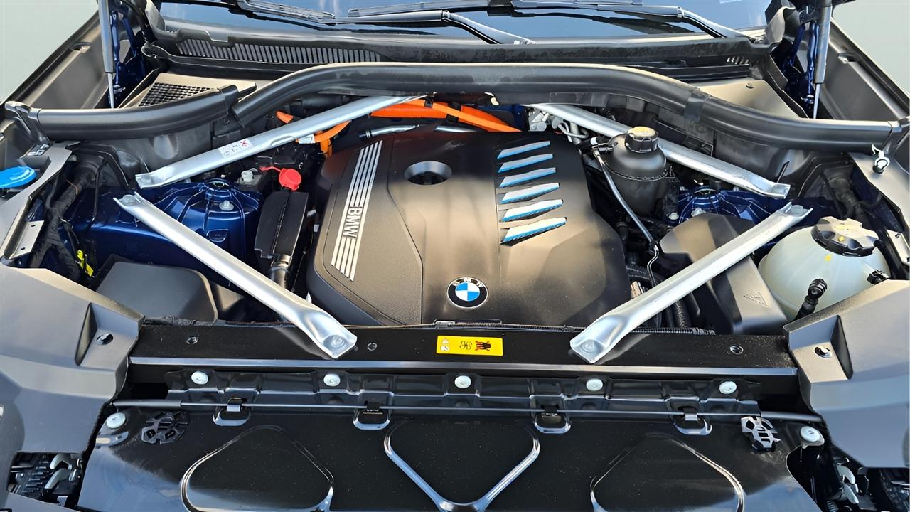 BMW X5 xDrive45e 2022