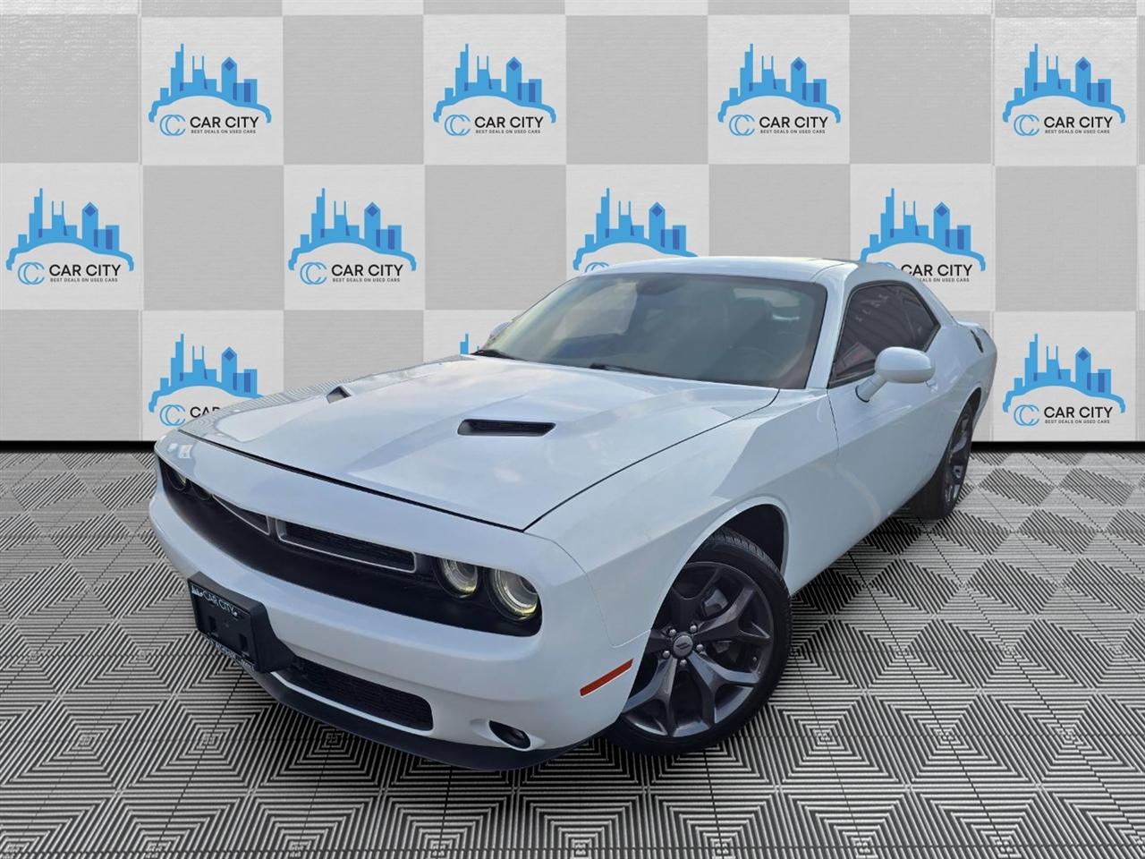 Dodge Challenger SXT 2018