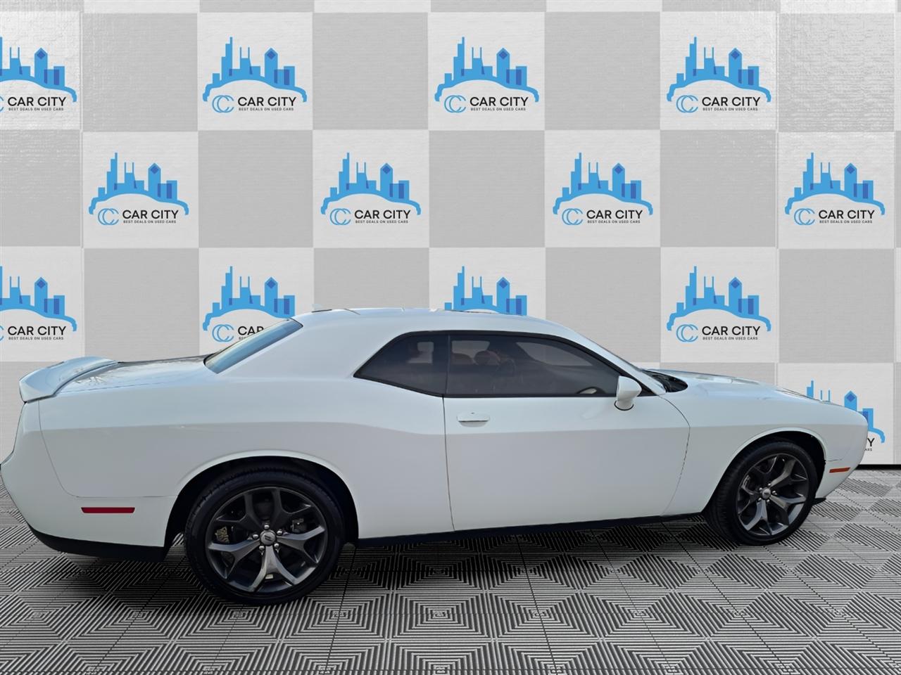 Dodge Challenger SXT 2018
