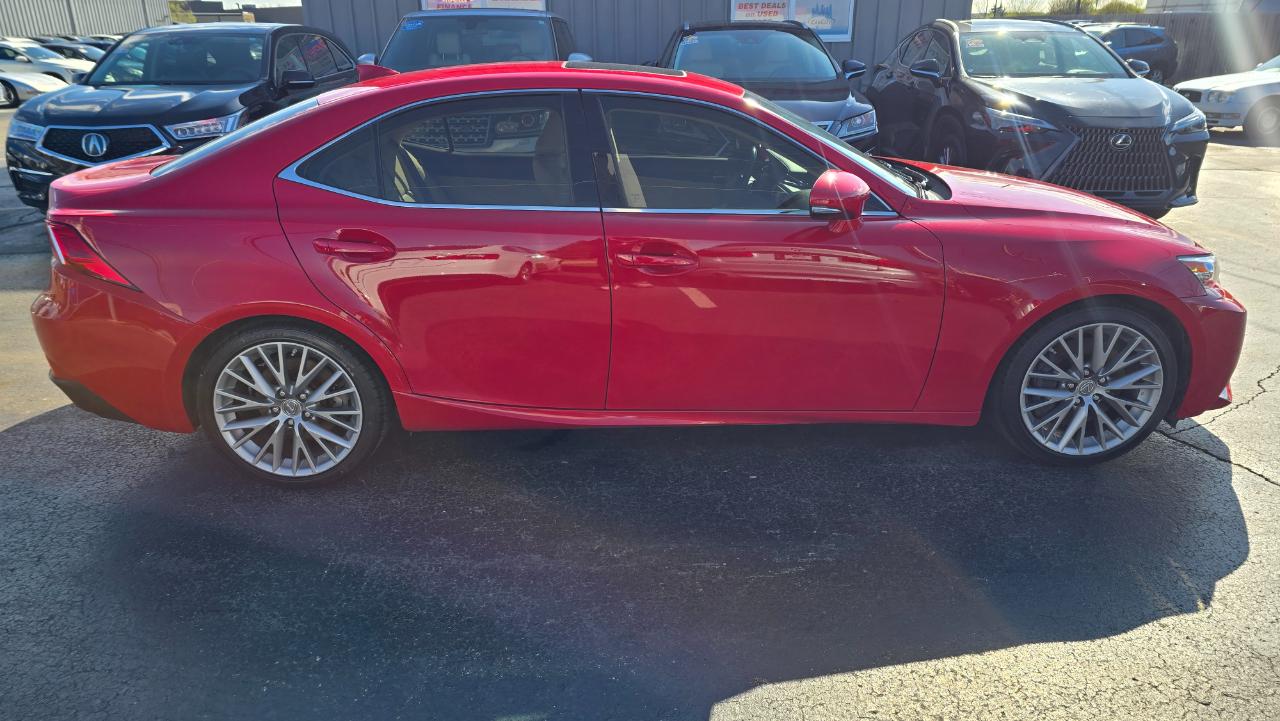 Lexus IS 300 AWD 2016