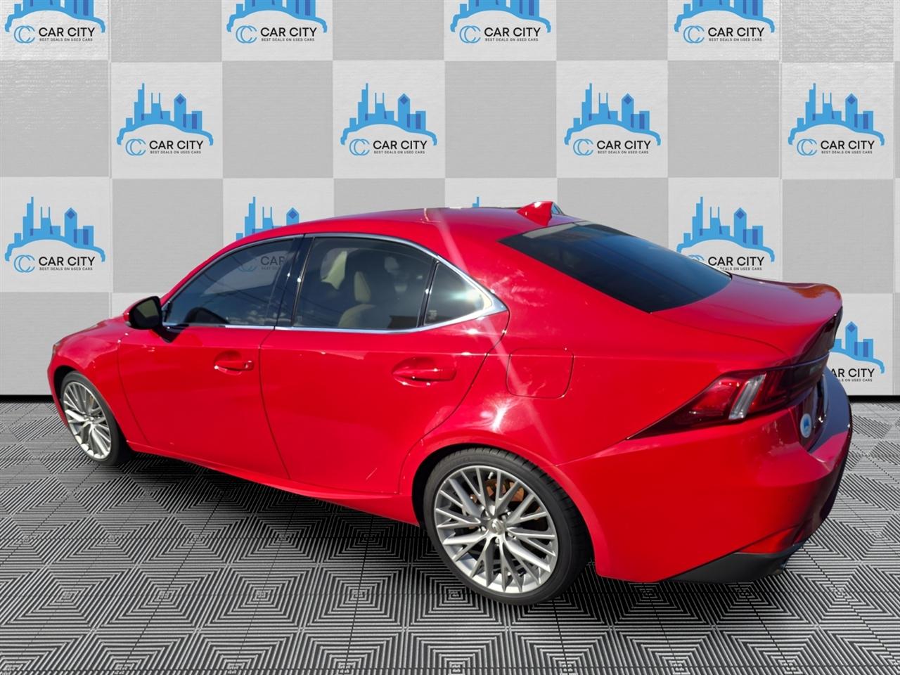 Lexus IS 300 AWD 2016