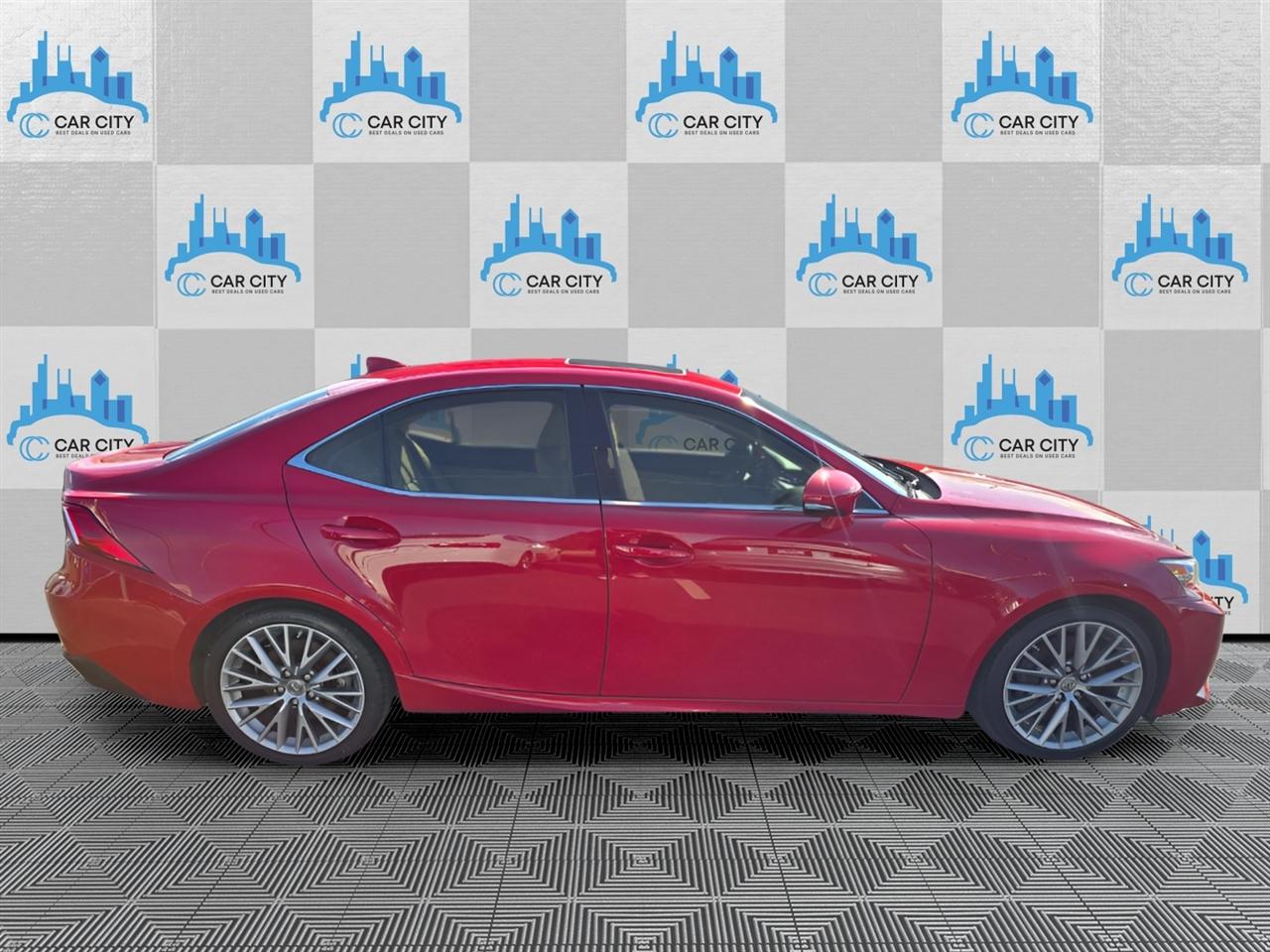 Lexus IS 300 AWD 2016