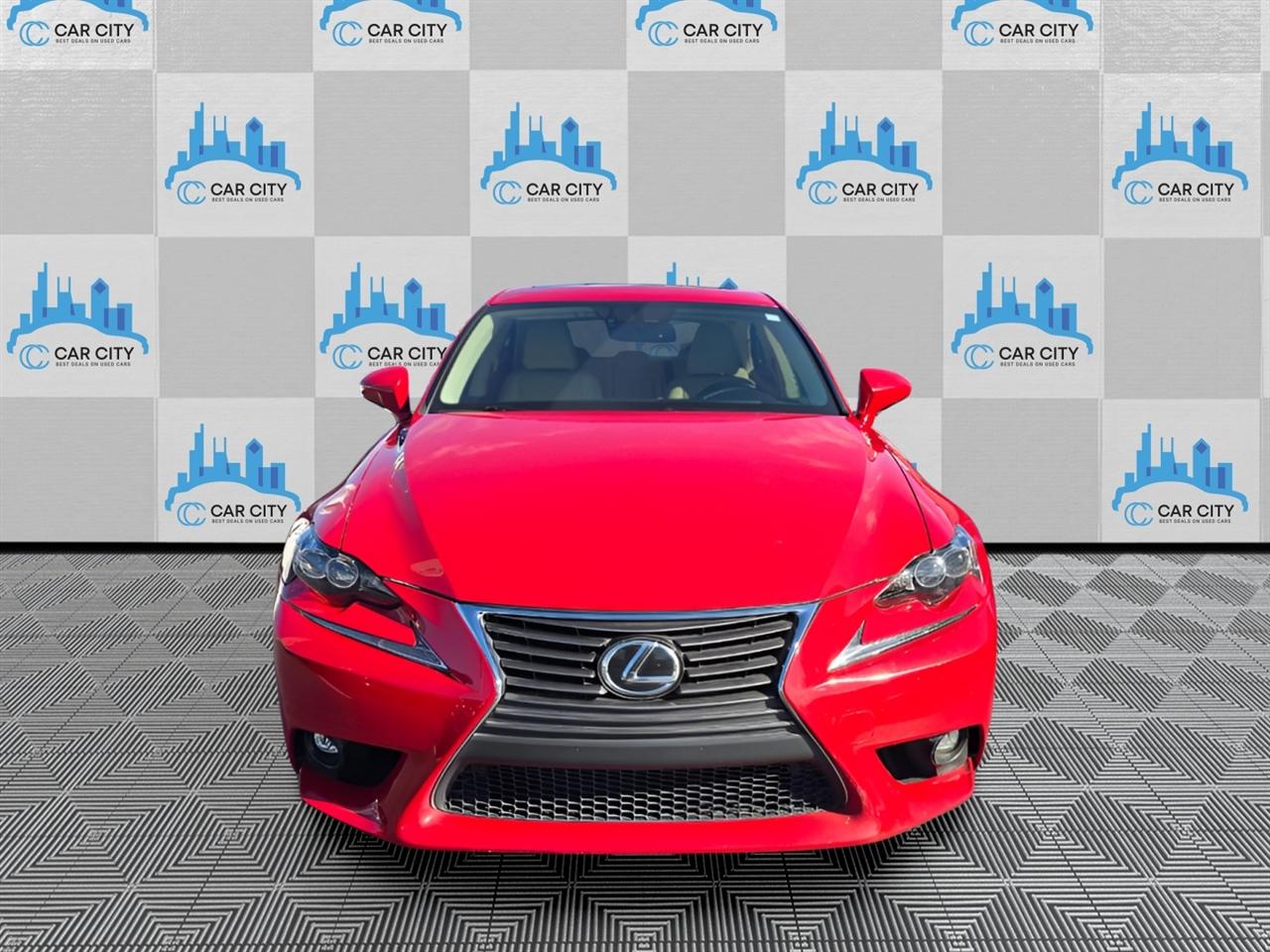 Lexus IS 300 AWD 2016