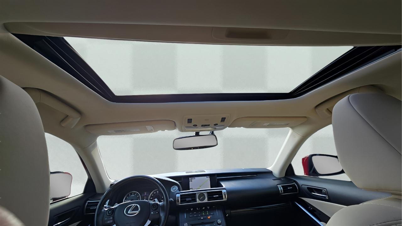 Lexus IS 300 AWD 2016