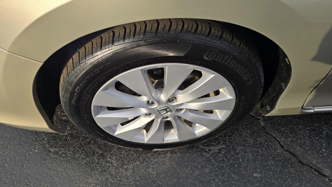 Honda Accord EX-L Sedan CVT 2013