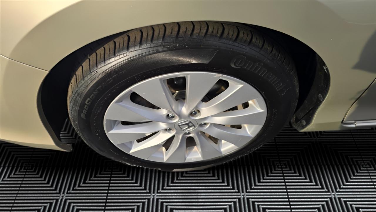 Honda Accord EX-L Sedan CVT 2013